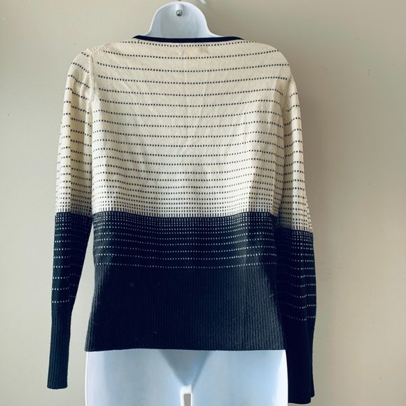 BANANA REPUBLIC merino wool sweater with brooch M - Picture 8 of 10